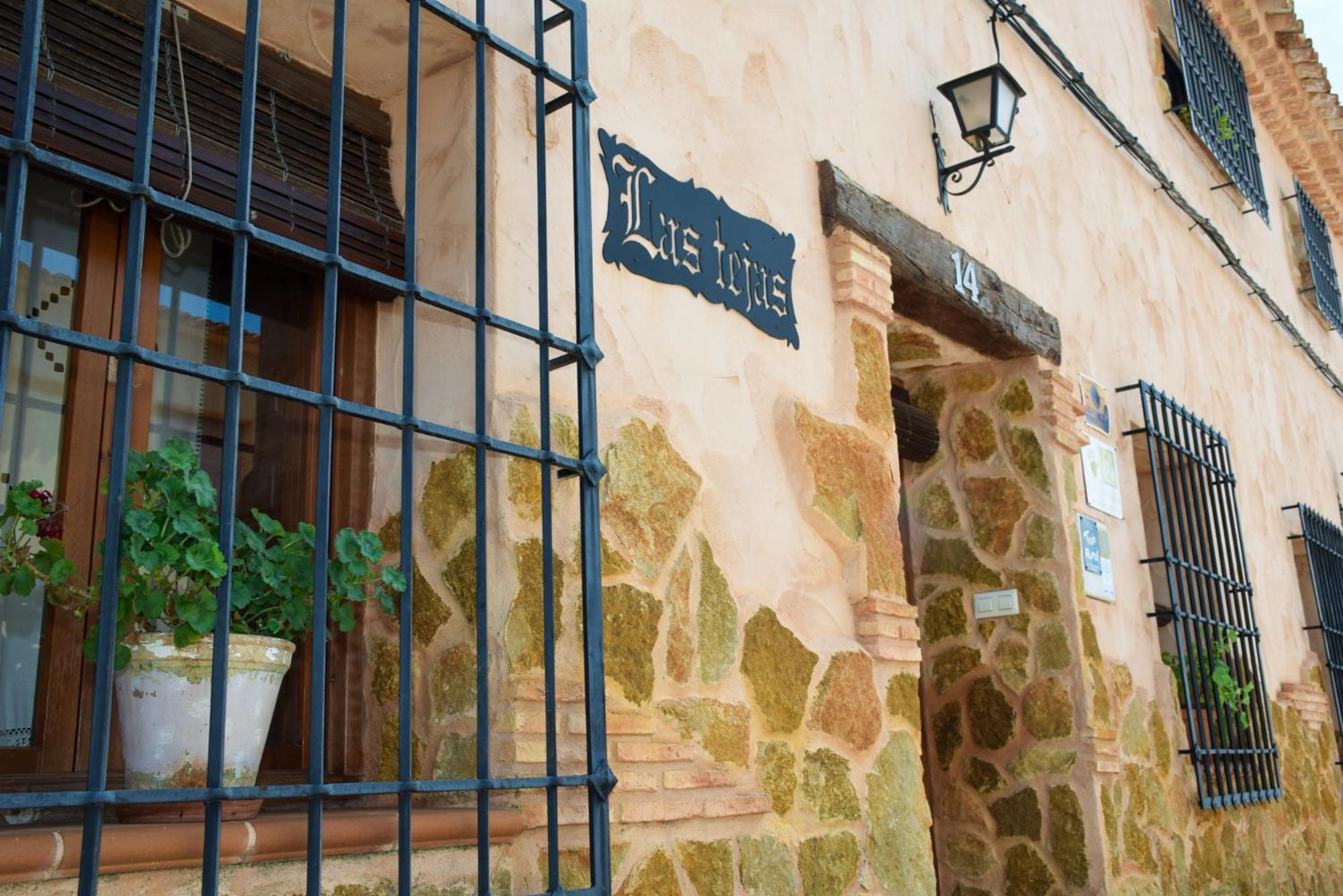 Casa Rural Las Tejas El Picazo Luaran gambar
